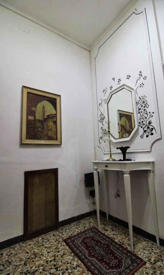 The House To The Walls 锡耶纳 外观 照片